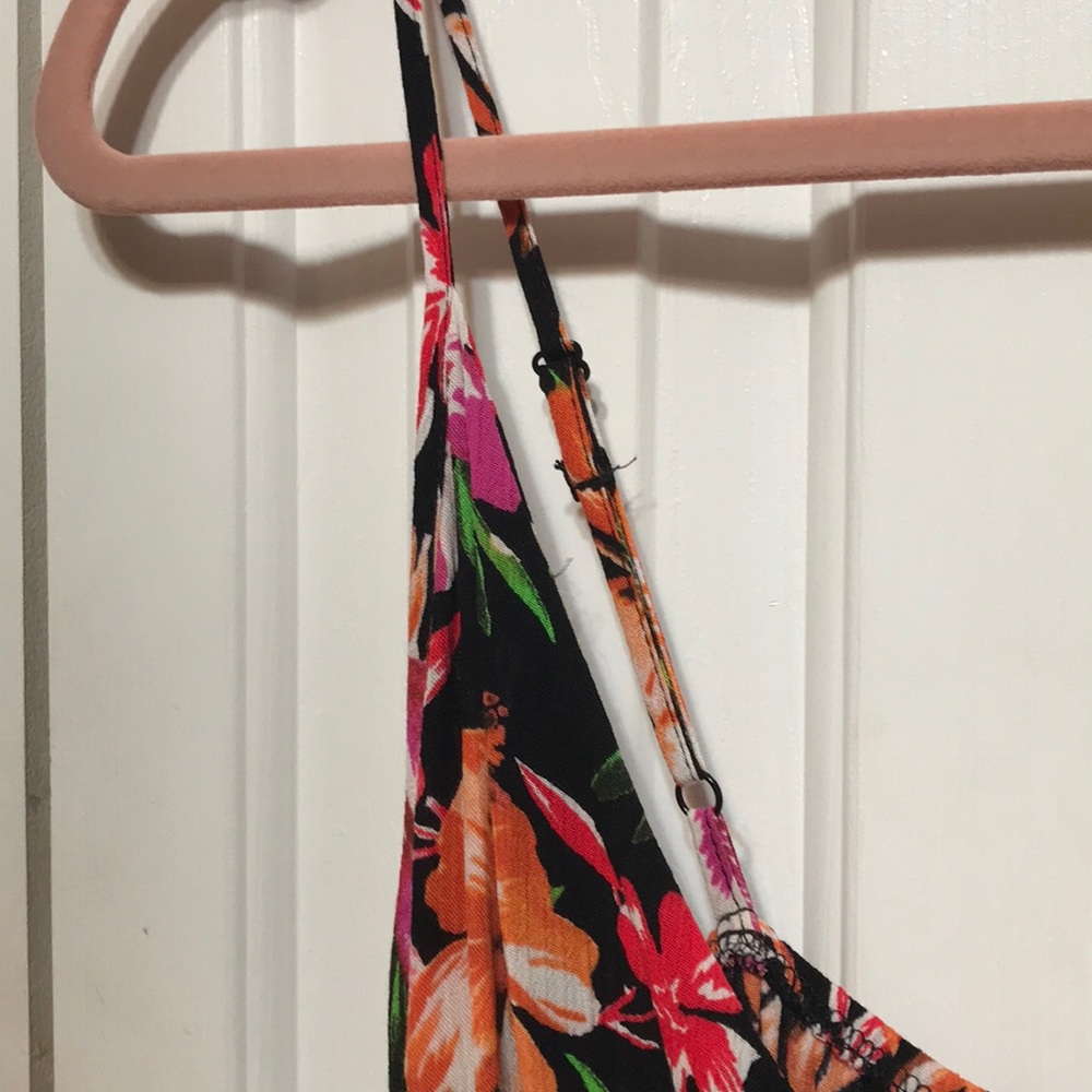 Tropical Floral Print Romper - Picture 3 of 4